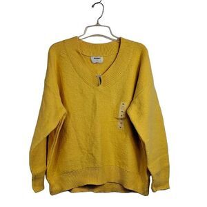 Ladies Pullover sweater NWT